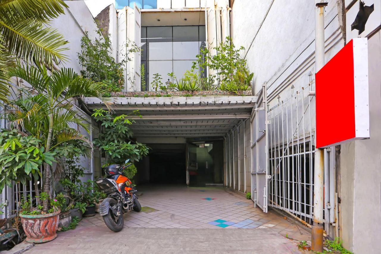 Collection O 92739 Hotel Pintu Besar Jakarta Exterior foto